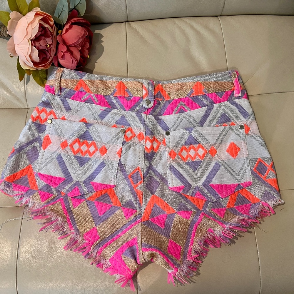 Chaser Colorful Geometric Patterned Shorts - Picture 11 of 13